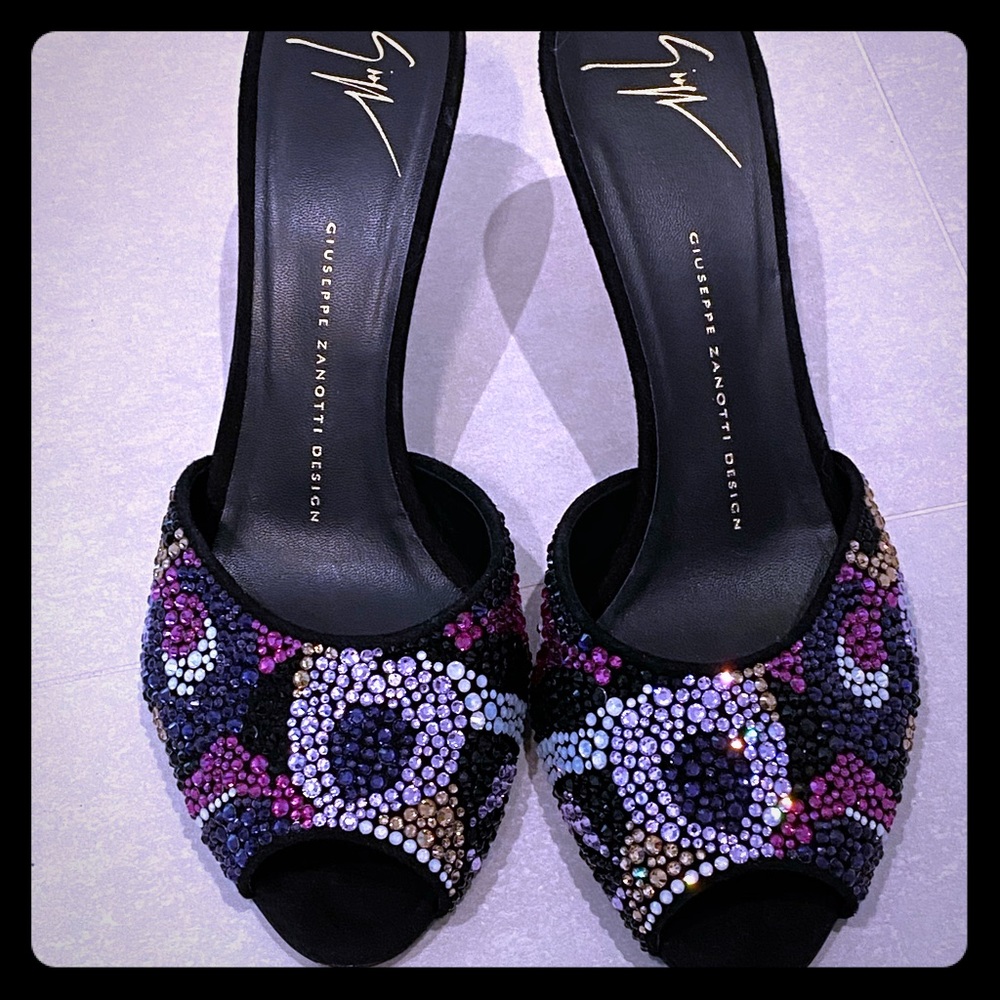 Black Giuseppe Zanotti sandals with crystals